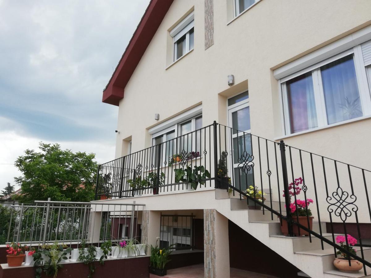 Villa Heureka Gárdony Exterior foto